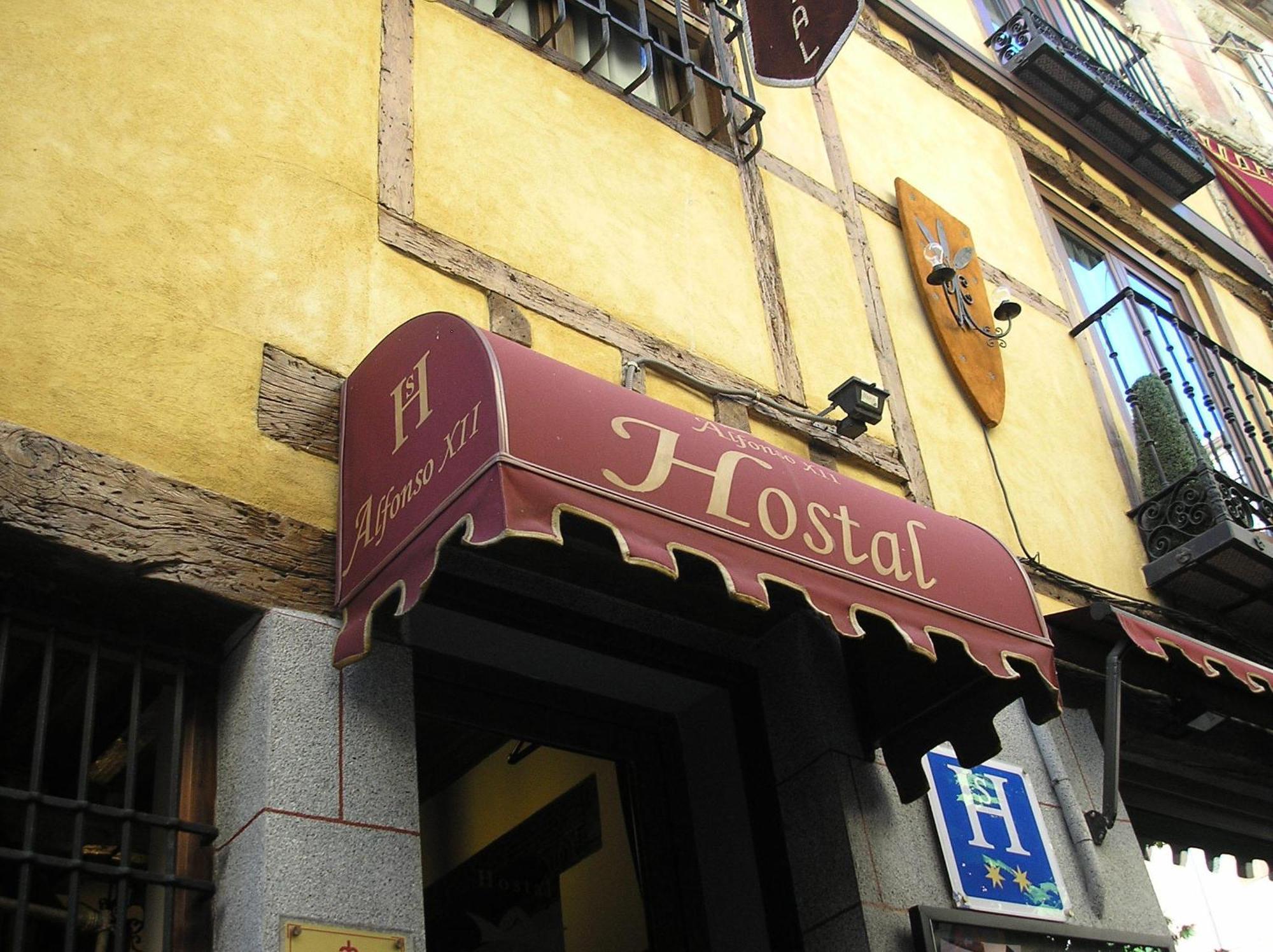Hostal Alfonso XII By Toledo Ap Exterior foto